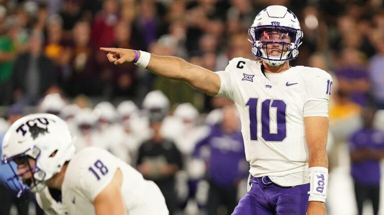 College football star to enter transfer portal, skip team's bowl game