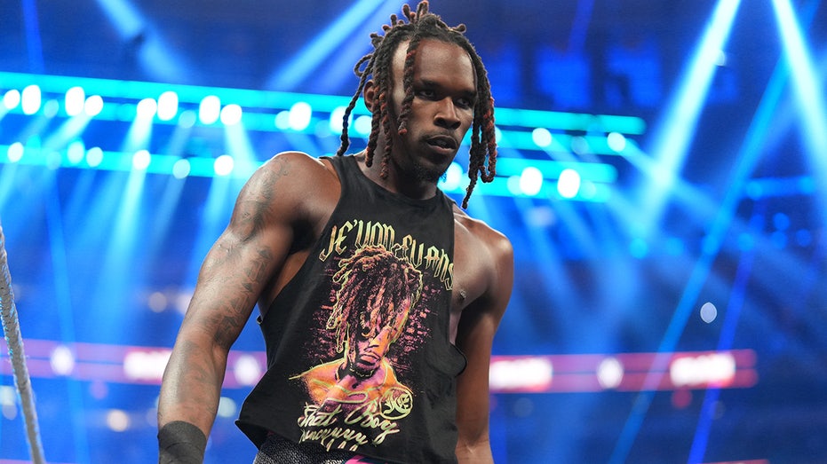WWE star Je'Von Evans reveals who delivers nastiest chop