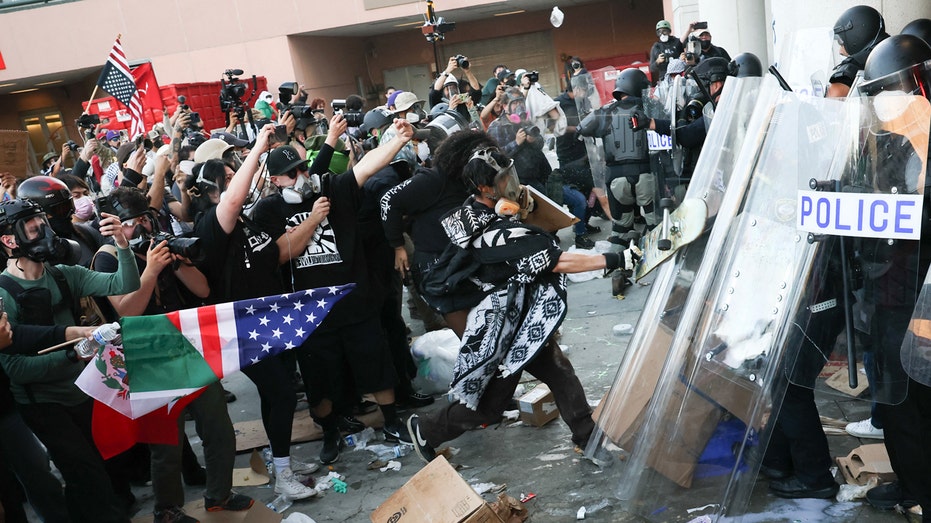 Trump vows not to help blue cities with riots, instructs ICE and Border Patrol to protect federal property