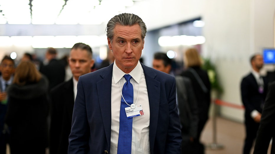 Newsom warns ‘pathetic’ foreign leaders to grow a backbone in bizarre takedown likening Trump to a T.rex
