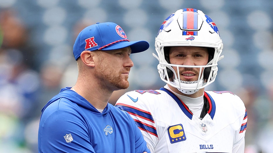 Bills tap Joe Brady as next head coach: reports