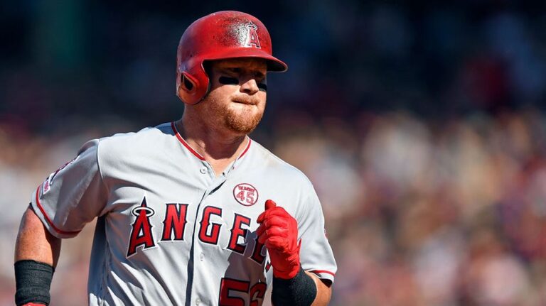 Ex-MLB star rips Trump admin over Minnesota shooting, calls immigration enforcement 'blatantly racist'