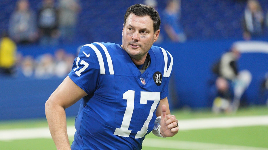 Philip Rivers calls it a career again after 'three-game blur' with Colts