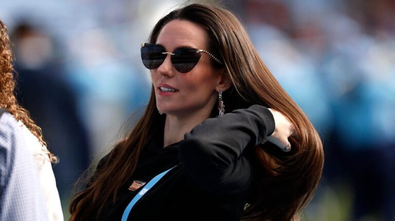 Jordon Hudson shares old post aimed at critics after Bill Belichick's tumultuous first season at UNC