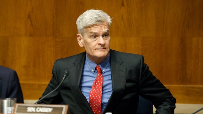 GOP Sen. Cassidy breaks with Trump over deadly shooting by Border Patrol agent in Minneapolis