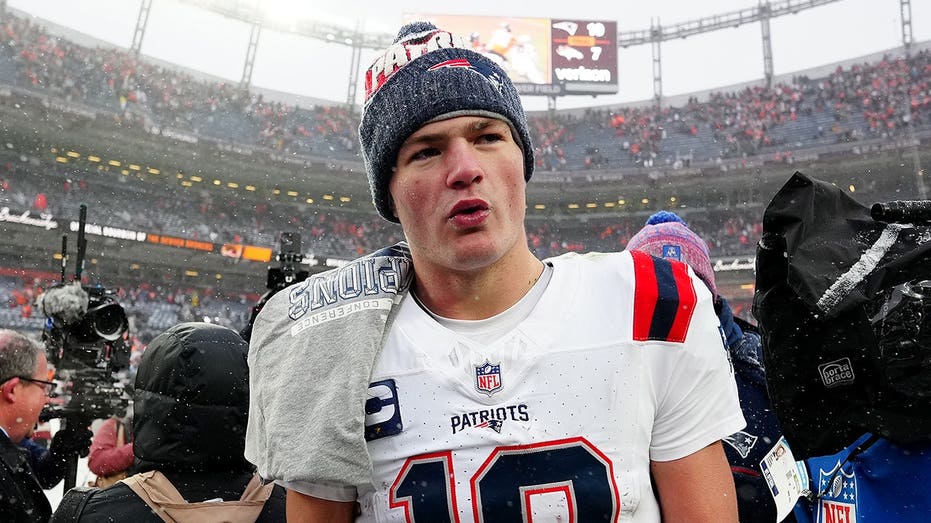 Drake Maye 'Super Bowl' guy, former coach says as Patriots QB reaches NFL's biggest stage