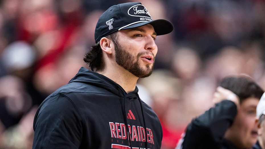 Cincinnati sues former quarterback Brendan Sorsby over $1M NIL buyout after Texas Tech transfer