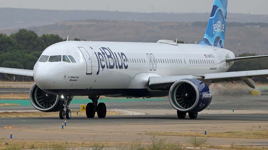 'Security-related situation' grounds flight to vacation hot spot, passengers confined for hours
