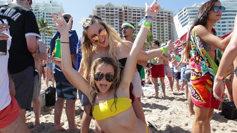 Mexico unrest sparks spring break shakeups at last minute as travelers scramble and pivot