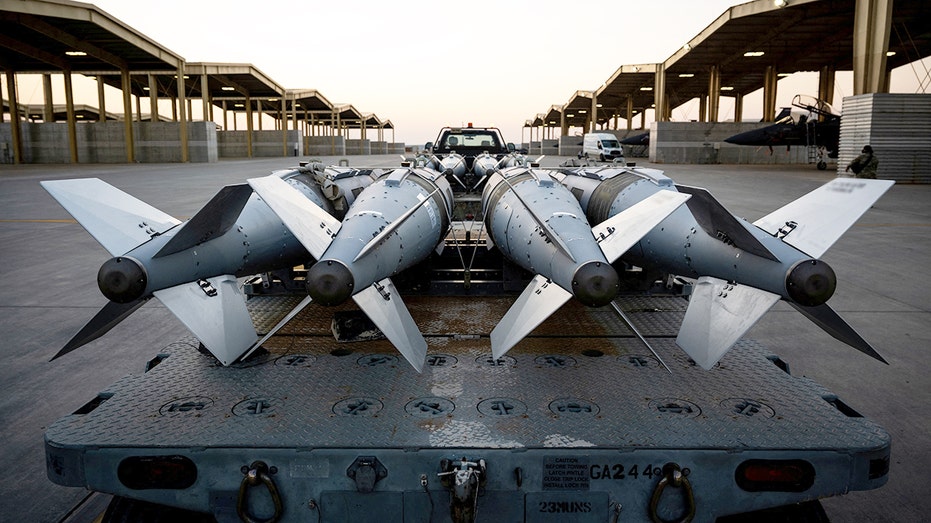 US military in Syria carries out 5 strikes against 'multiple ISIS targets'