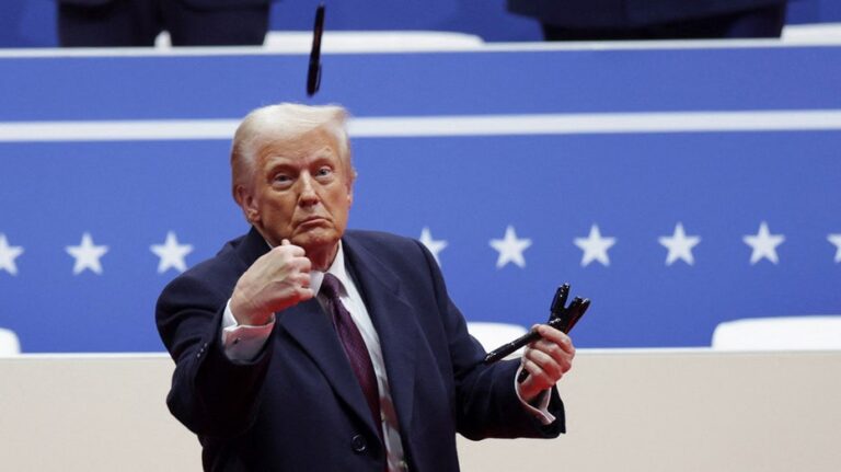 WATCH: Trump goes viral for illustrating how to cut government waste with his favorite White House pen