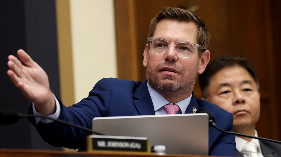 Swalwell pressed on Democrats' resistance to fully funding DHS amid Iran threat