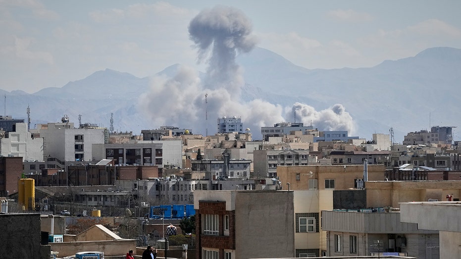 Trump admin warned lawmakers Israel was 'determined to act with or without us' before massive Iran strikes