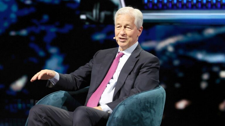 JPMorgan Chase CEO says Trump's lawsuit has no merit but admits 'I'd be angry too' on being debanked