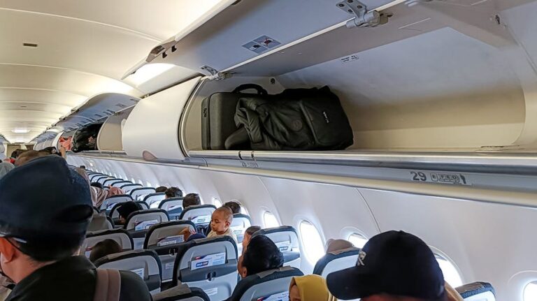 Flight passengers slam airlines for pushing early bag checks even with empty bins on board