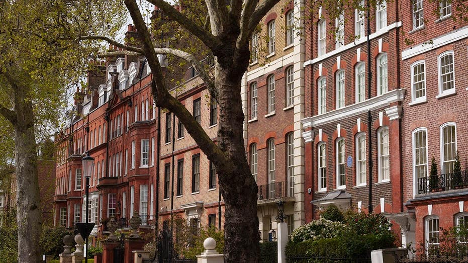 Landlords allegedly posting 'Muslim-only' apartment ads in violation of country's equality act: report
