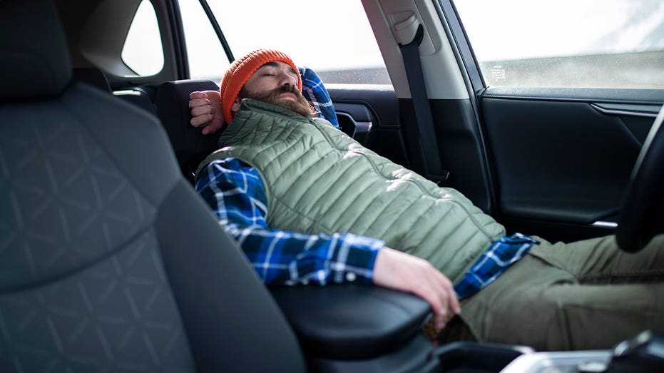 Americans wait overnight for access to free healthcare as costs soar ‘out of reach’