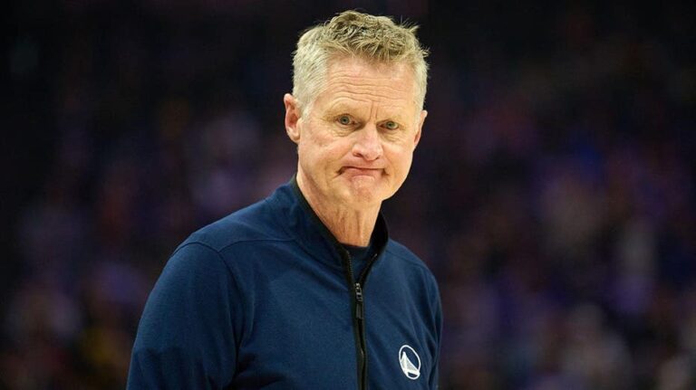 REPORT: Warriors are sick of Steve Kerr's political activism