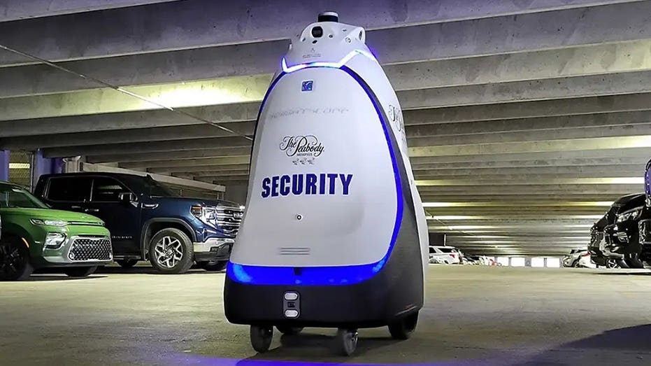 Ohio robot cop retires after zero arrests