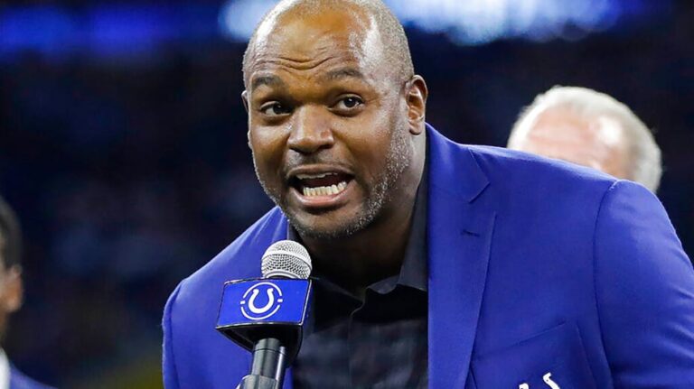 NFL Hall of Famer Dwight Freeney calls out league for putting games on too many streaming services