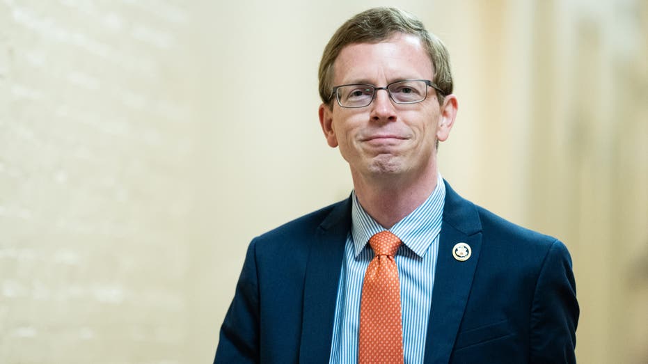 Congressman sounds the alarm on China: 'We're sleepwalking through this competition'